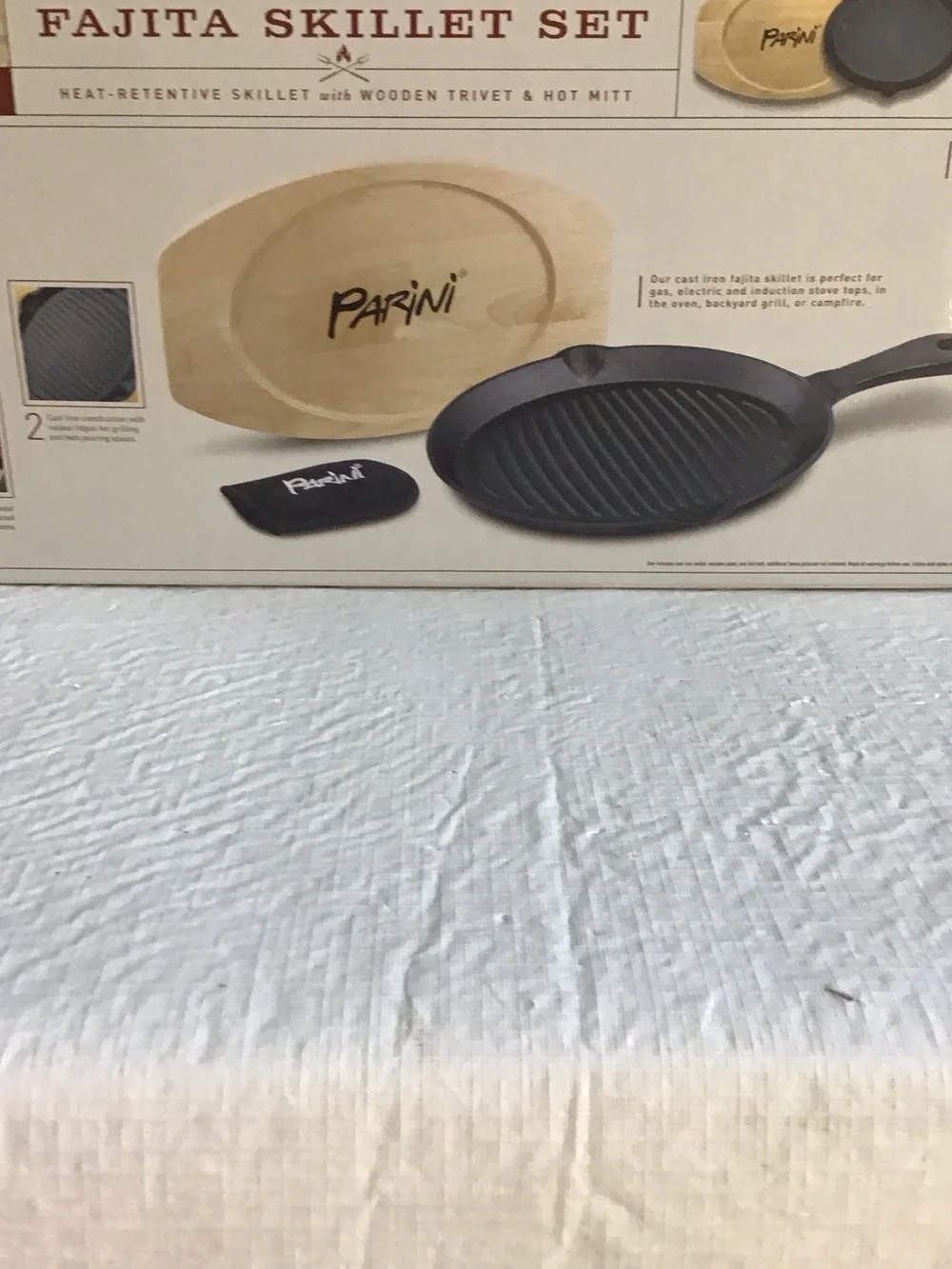 Parini Black Cast Iron Fajita Skillet Set